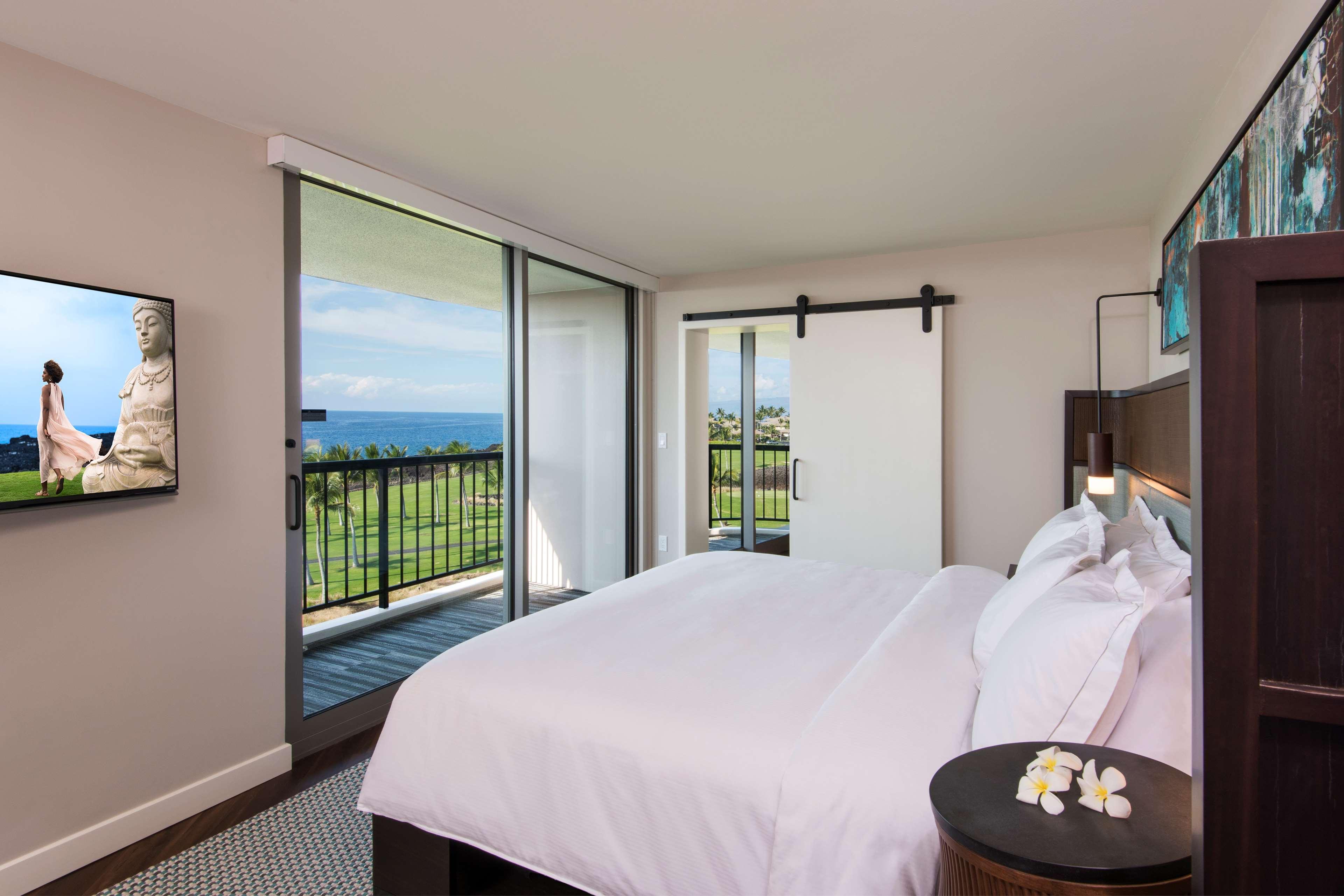 Hilton Grand Vacations Club Ocean Tower Waikoloa Village Exterior photo