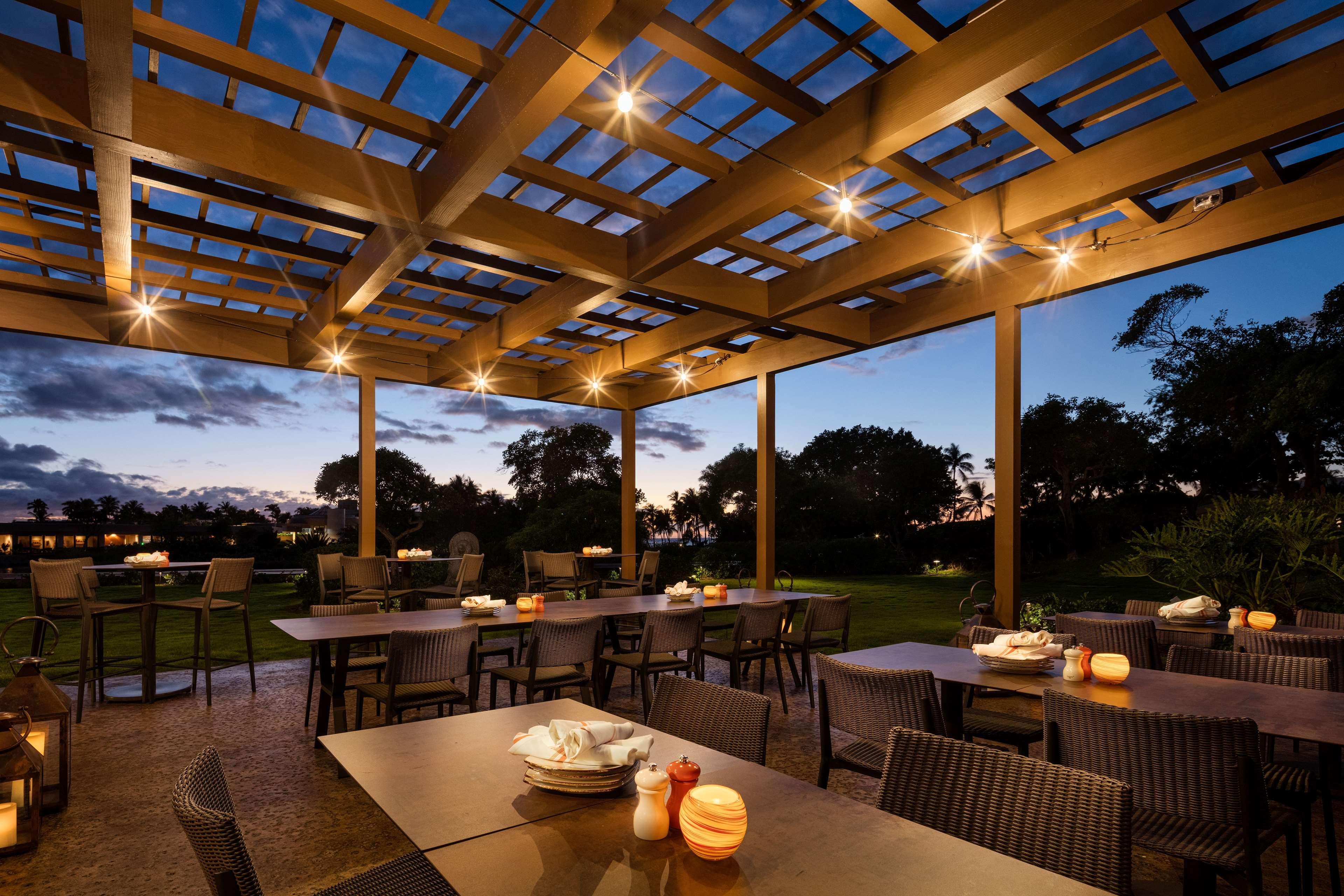 Hilton Grand Vacations Club Ocean Tower Waikoloa Village Exterior photo